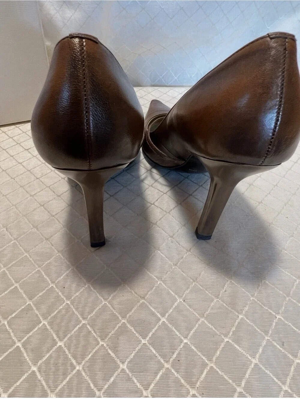 BCBGIRLS Cacao Color leather Mary Jane pump Heels SZ:8
